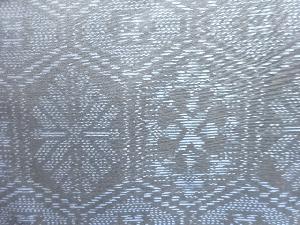 アンティーク　華紋織り出し本場泥大島紬着物